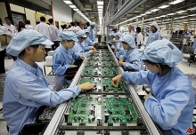 Sản xuất công nghiệp phục hồi từ sản phẩm có hàm lượng giá trị gia tăng cao