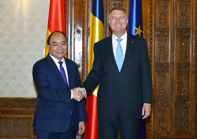 thu tuong hoi kien tong thong chu tich thuong vien romania