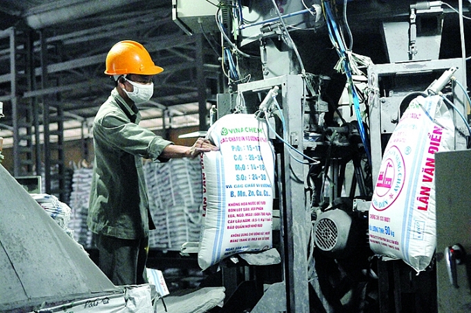 Công ty Cổ phần Phân lân nung chảy Văn Điển: Đồng hành tin cậy cùng nhà nông cong ty co phan phan lan nung chay van dien dong hanh tin cay cung nha nong