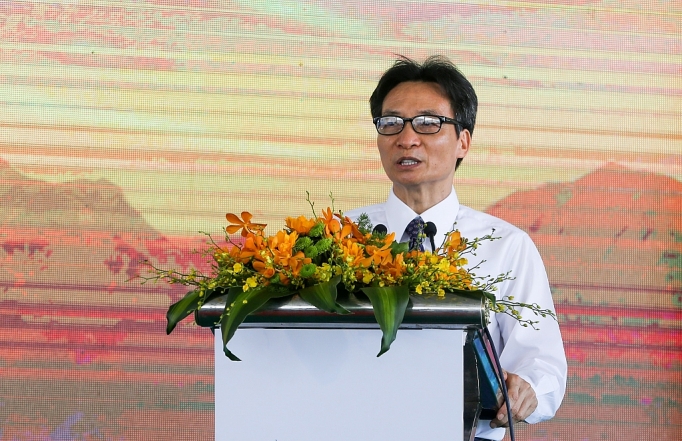 cum nha may dien mat troi 330mwp lon nhat dong nam a chinh thuc hoa luoi dien quoc gia