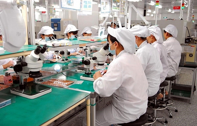Ngành công nghiệp điện tử: Tăng trưởng trong khó khăn nganh cong nghiep dien tu tang truong trong kho khan