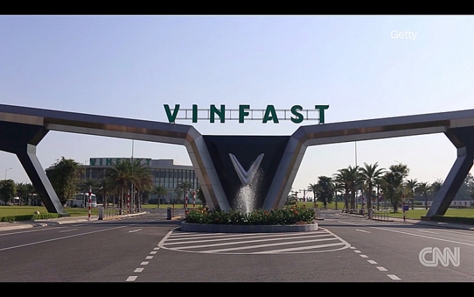 CNN: Vingroup hỗ trợ ngành y tế chống đại dịch toàn cầu cnn vingroup ho tro nganh y te chong dai dich toan cau