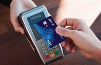 Xu hướng thanh toán thẻ không tiếp xúc lên ngôi