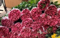 Hoa tươi tăng giá mạnh