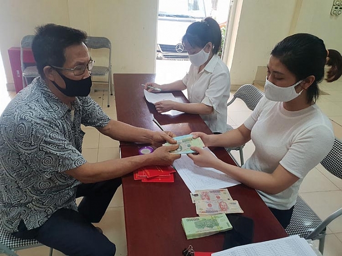 tien ho tro tu goi 62000 ty den tay nguoi dan