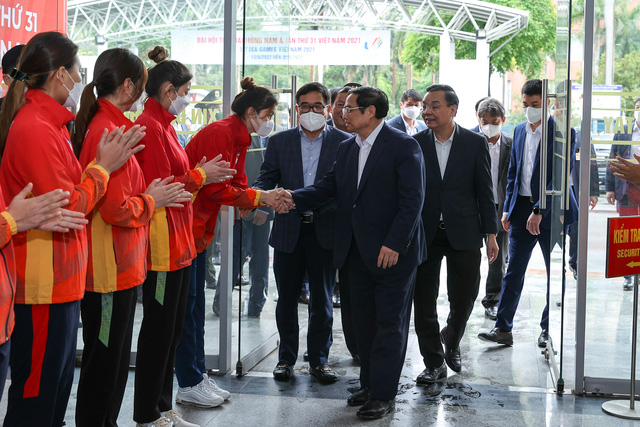 Thủ tướng động viên đoàn thể thao Việt Nam, kiểm tra công tác chuẩn bị SEA Games 31 - Ảnh 8. Thủ tướng động viên đoàn thể thao Việt Nam, kiểm tra công tác chuẩn bị SEA Games 31 - Ảnh 8.