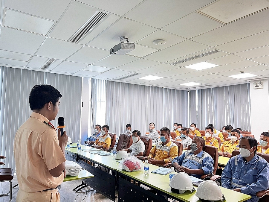 PV GAS triển khai các hoạt động hưởng ứng Tháng Công nhân và Tháng Hành động về ATVSLĐ năm 2022 PV GAS triển khai các hoạt động hưởng ứng Tháng Công nhân và Tháng Hành động về ATVSLĐ năm 2022