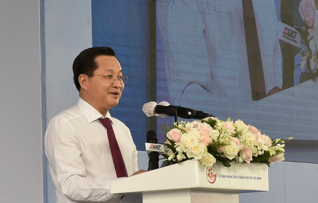 'Xuyên ngày đêm, lễ, tết; xuyên COVID-19' hoàn thành cầu Thủ Thiêm 2 – Biểu tượng kiến trúc mới trên sông Sài Gòn - Ảnh 2. 'Xuyên ngày đêm, lễ, tết; xuyên COVID-19' hoàn thành cầu Thủ Thiêm 2 – Biểu tượng kiến trúc mới trên sông Sài Gòn - Ảnh 2.