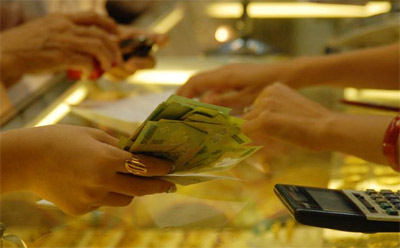 Giá vàng SJC đồng loạt đi xuống