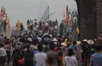 Hàng vạn người đổ về chùa Tam Chúc dự Đại lễ Phật đản Vesak 2019