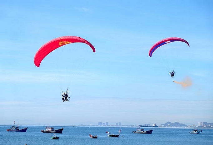 Miền Trung: Du lịch mở cửa, đón khách trở lại mien trung du lich mo cua don khach tro lai