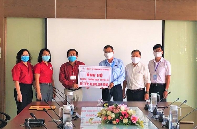 PC Khánh Hòa chung tay góp vào cây ATM gạo pc khanh hoa chung tay gop vao cay atm gao