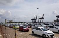 Ôtô nhập khẩu về Việt Nam trong tháng 4 tiếp tục 