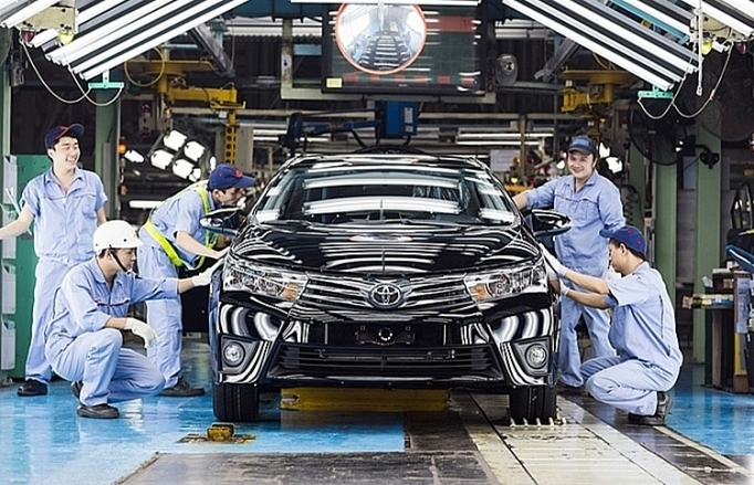 Giảm 50% lệ phí trước bạ cho ô tô lắp ráp trong nước giam 50 le phi truoc ba cho o to lap rap trong nuoc