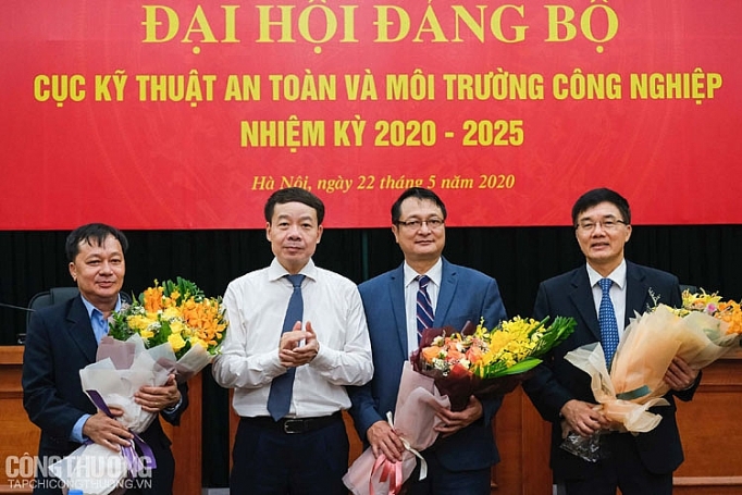 dang bo cuc ky thuat an toan va moi truong cong nghiep xay dung dang vung manh thi dua lap thanh tich trong nhiem ky 2020 2025