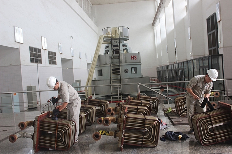 Sửa chữa, bảo dưỡng các dàn làm mát ổ đỡ tổ máy Sửa chữa, bảo dưỡng các dàn làm mát ổ đỡ tổ máy