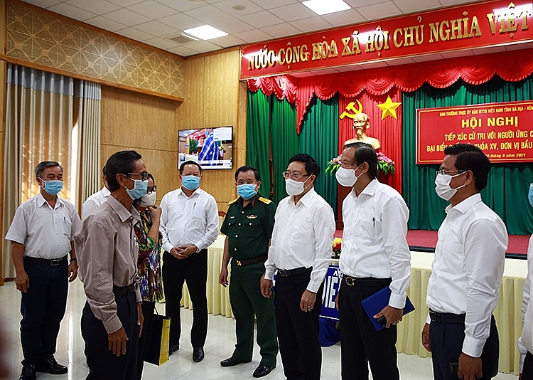 Cử tri Côn Đảo mong muốn sớm có điện để phát triển xứng tầm với tiềm năng