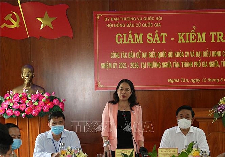 Phó Chủ tịch nước kiểm tra công tác bầu cử tại Đắk Nông