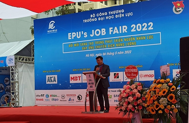 PGS.TS Đinh Văn Châu phát biểu tại sự kiện PGS.TS Đinh Văn Châu phát biểu tại sự kiện