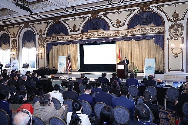 Thủ tướng Phạm Minh Chính dự Hội nghị xúc tiến thương mại-đầu tư-du lịch giữa Việt Nam và Hoa Kỳ Thủ tướng Phạm Minh Chính dự Hội nghị xúc tiến thương mại-đầu tư-du lịch giữa Việt Nam và Hoa Kỳ