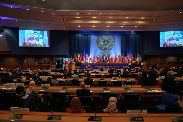 Luôn đặt con người ở trung tâm của mọi hoạt động phát triển - Ảnh 2. Luôn đặt con người ở trung tâm của mọi hoạt động phát triển - Ảnh 2.