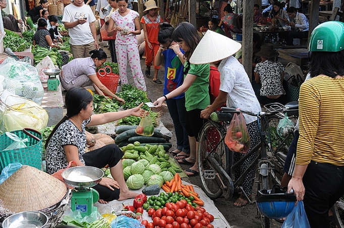 cho truyen thong dang gap kho