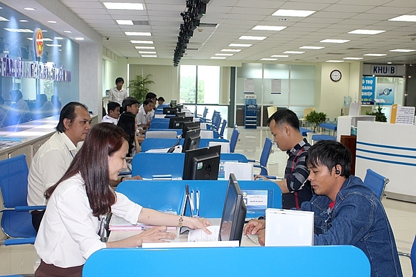 day manh phan cap quan ly nha nuoc theo nganh linh vuc