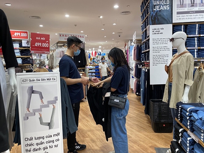 ao chong nang gan dieu hoa lam mat dat hang ngay nong