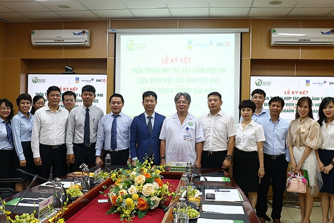 Bảo hiểm PVI và Bệnh viện Hữu nghị Việt Đức ký kết hợp tác bảo lãnh viện phí bao hiem pvi va benh vien huu nghi viet duc ky ket thoa thuan hop tac bao lanh vien phi