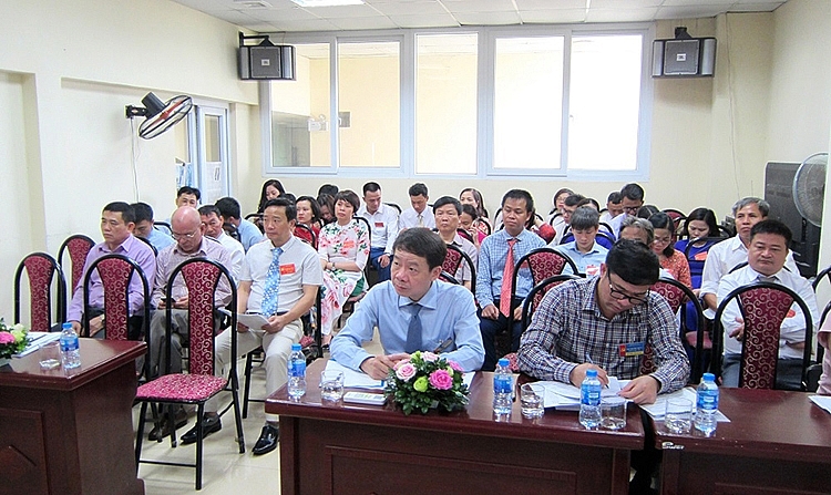 dang bo trung tam y te moi truong lao dong cong thuong doan ket quyet tam thuc hien thang loi cac muc tieu nhiem ky moi