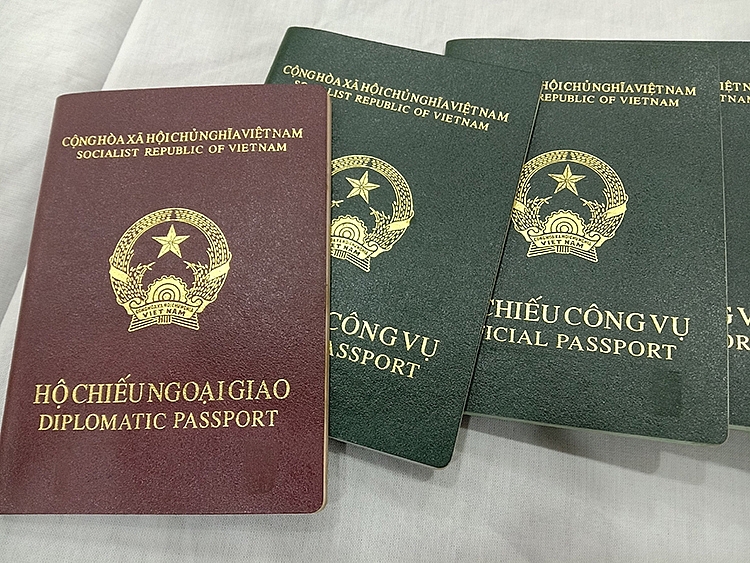 Hướng dẫn cấp gia hạn hộ chiếu ngoại giao hộ chiếu công vụ 0223 32