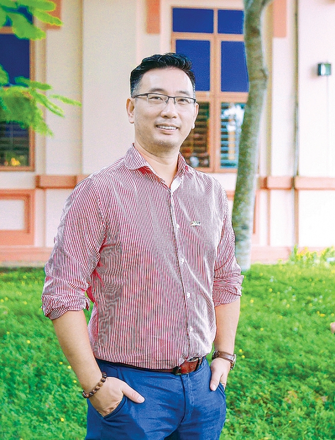 4537 da anh duc