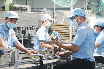 Chấn chỉnh việc áp dụng biện pháp phòng dịch quá mức cần thiết gây ảnh hưởng sản xuất kinh doanh