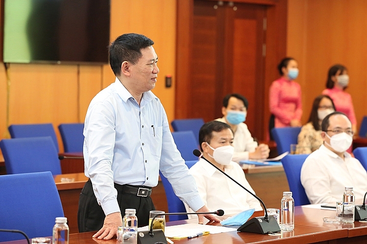 Ông Hồ Đức Phớc - Bộ trưởng Bộ Tài chính phát biểu tại buổi Lễ Ông Hồ Đức Phớc - Bộ trưởng Bộ Tài chính phát biểu tại buổi Lễ