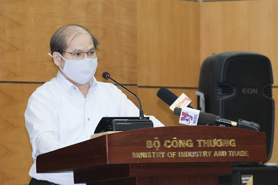 ông Trần Tuệ Quang- Phó Cục trưởng Cục điều tiết điện lực (Bộ Công Thương) ông Trần Tuệ Quang- Phó Cục trưởng Cục điều tiết điện lực (Bộ Công Thương)