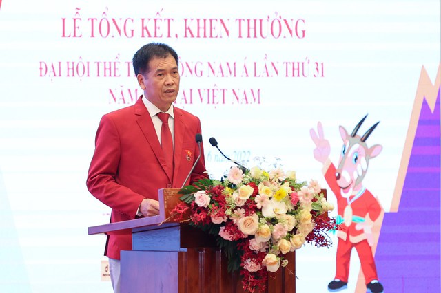 Thủ tướng: Nỗ lực hết mình vì màu cờ Tổ quốc, chinh phục những đỉnh cao mới - Ảnh 10. Thủ tướng: Nỗ lực hết mình vì màu cờ Tổ quốc, chinh phục những đỉnh cao mới - Ảnh 10.