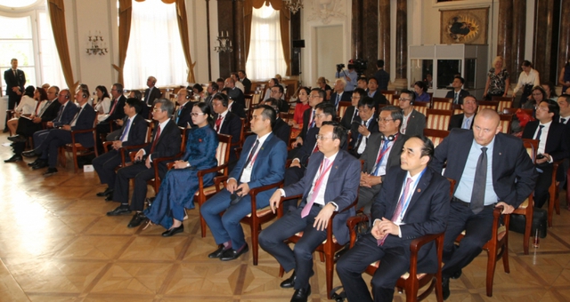 Hiện thực hóa các cam kết trong hợp tác phát triển giáo dục Việt Nam – Hungary - Ảnh 3. Hiện thực hóa các cam kết trong hợp tác phát triển giáo dục Việt Nam – Hungary - Ảnh 3.