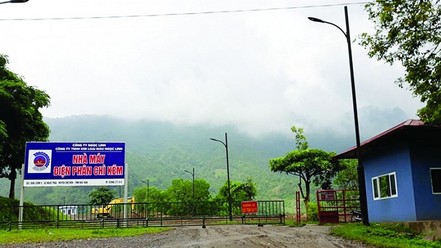 Dự án của Công ty Ngọc Linh theo quyết định đầu tư lần thứ 9, tổng vốn dự án là 2.185 tỷ đồng, phần vốn góp của đơn vị này là 355,8 tỷ đồng (chỉ chiếm 16%). Dự án của Công ty Ngọc Linh theo quyết định đầu tư lần thứ 9, tổng vốn dự án là 2.185 tỷ đồng, phần vốn góp của đơn vị này là 355,8 tỷ đồng (chỉ chiếm 16%).