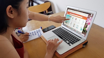 Nhận xét giả khi mua hàng online: Cách nào nhận biết?