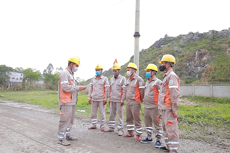 PC Hà Nam diễn tập phòng chống thiên tai và tìm kiếm cứu nạn, xử lý sự cố PC Hà Nam diễn tập phòng chống thiên tai và tìm kiếm cứu nạn, xử lý sự cố