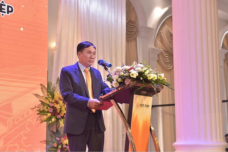 Ông Nguyễn Văn Tuấn - Chủ tịch HĐQT Công ty cổ phần Khóa Việt Tiệp Ông Nguyễn Văn Tuấn - Chủ tịch HĐQT Công ty cổ phần Khóa Việt Tiệp