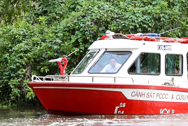 Thủ tướng khảo sát khu bảo tồn thiên nhiên độc đáo hàng đầu tại ĐBSCL - Ảnh 4. Thủ tướng khảo sát khu bảo tồn thiên nhiên độc đáo hàng đầu tại ĐBSCL - Ảnh 4.