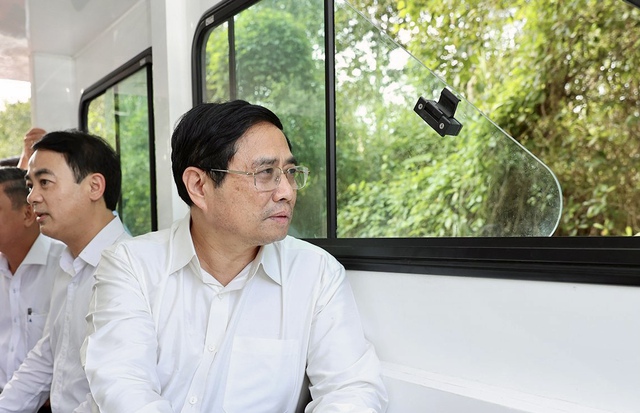 Thủ tướng khảo sát khu bảo tồn thiên nhiên độc đáo hàng đầu tại ĐBSCL - Ảnh 7. Thủ tướng khảo sát khu bảo tồn thiên nhiên độc đáo hàng đầu tại ĐBSCL - Ảnh 7.