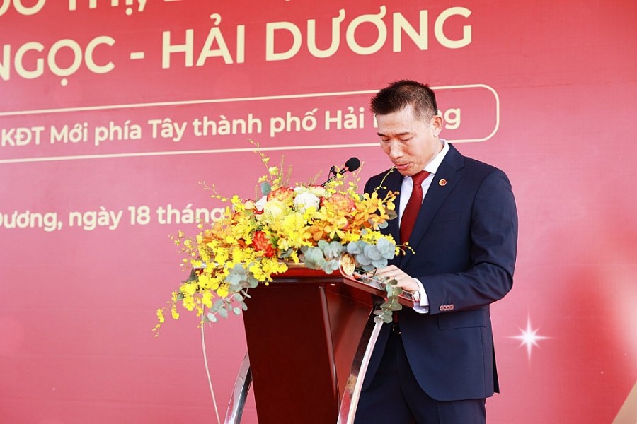 Các đại biểu thực hiện nghi thức động thổ dự án Khu đô thị, du lịch sinh thái Đảo Ngọc – Hải Dương Các đại biểu thực hiện nghi thức động thổ dự án Khu đô thị, du lịch sinh thái Đảo Ngọc – Hải Dương