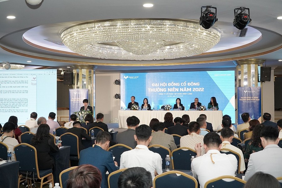 Đại hội đồng cổ đông thường niên năm 2022 của Công ty cổ phần Tập đoàn Meey Land đã thông qua phương án phát hành cổ phiếu riêng lẻ nhằm tăng vốn điều lệ Đại hội đồng cổ đông thường niên năm 2022 của Công ty cổ phần Tập đoàn Meey Land đã thông qua phương án phát hành cổ phiếu riêng lẻ nhằm tăng vốn điều lệ