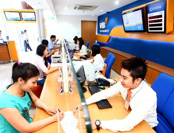 Nhờ có thanh khoản tốt, các ngân hàng có điều kiện để đẩy mạnh cho vay với lãi suất cạnh tranh