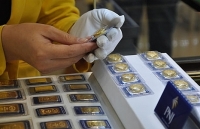 gia vang mieng giam usd tang 107795