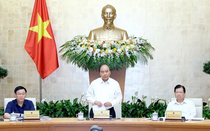 Thủ tướng: Không ôm đồm, tạo thuận lợi cho địa phương giải ngân vốn đầu tư công thu tuong khong om dom tao thuan loi cho dia phuong giai ngan von dau tu cong