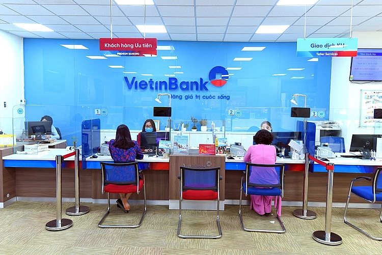 Trước diễn biến phức tạp của dịch bệnh, VietinBank triển khai nhiều Gói tín dụng nhằm hỗ trợ doanh nghiệp và người dân tiếp cận nguồn vốn thương mại với chi phí hợp lý Trước diễn biến phức tạp của dịch bệnh, VietinBank triển khai nhiều Gói tín dụng nhằm hỗ trợ doanh nghiệp và người dân tiếp cận nguồn vốn thương mại với chi phí hợp lý
