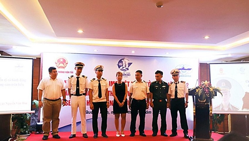 Tổ chức Hàng hải quốc tế gởi Thư khen Trung úy Biên phòng cứu người trên biển ảnh 2